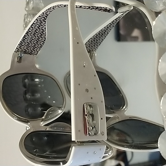 Coach Shades Over Size - Picture 3 of 8